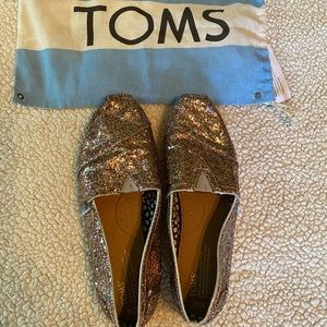 Women’s Toms